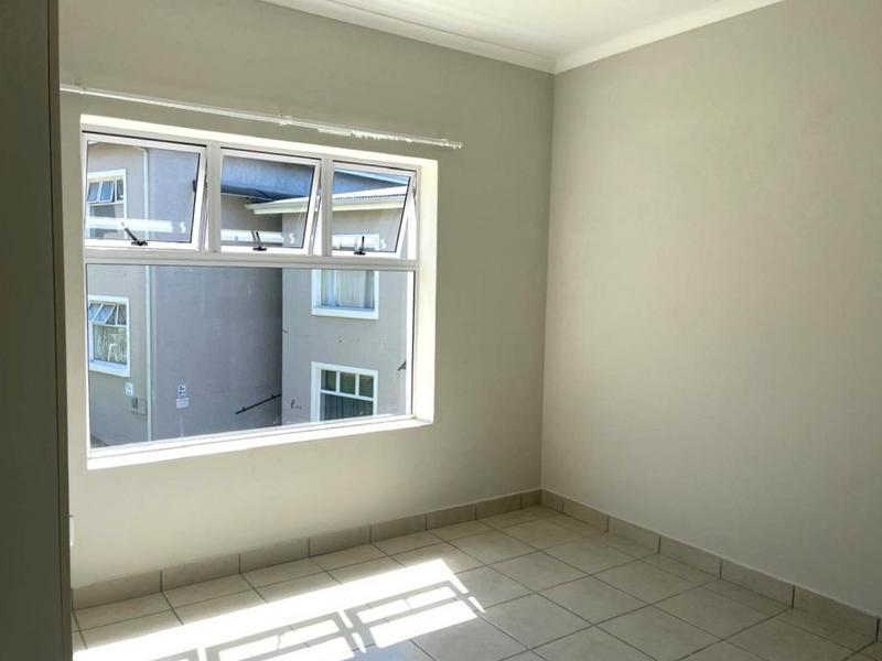 2 Bedroom Property for Sale in Island View Western Cape